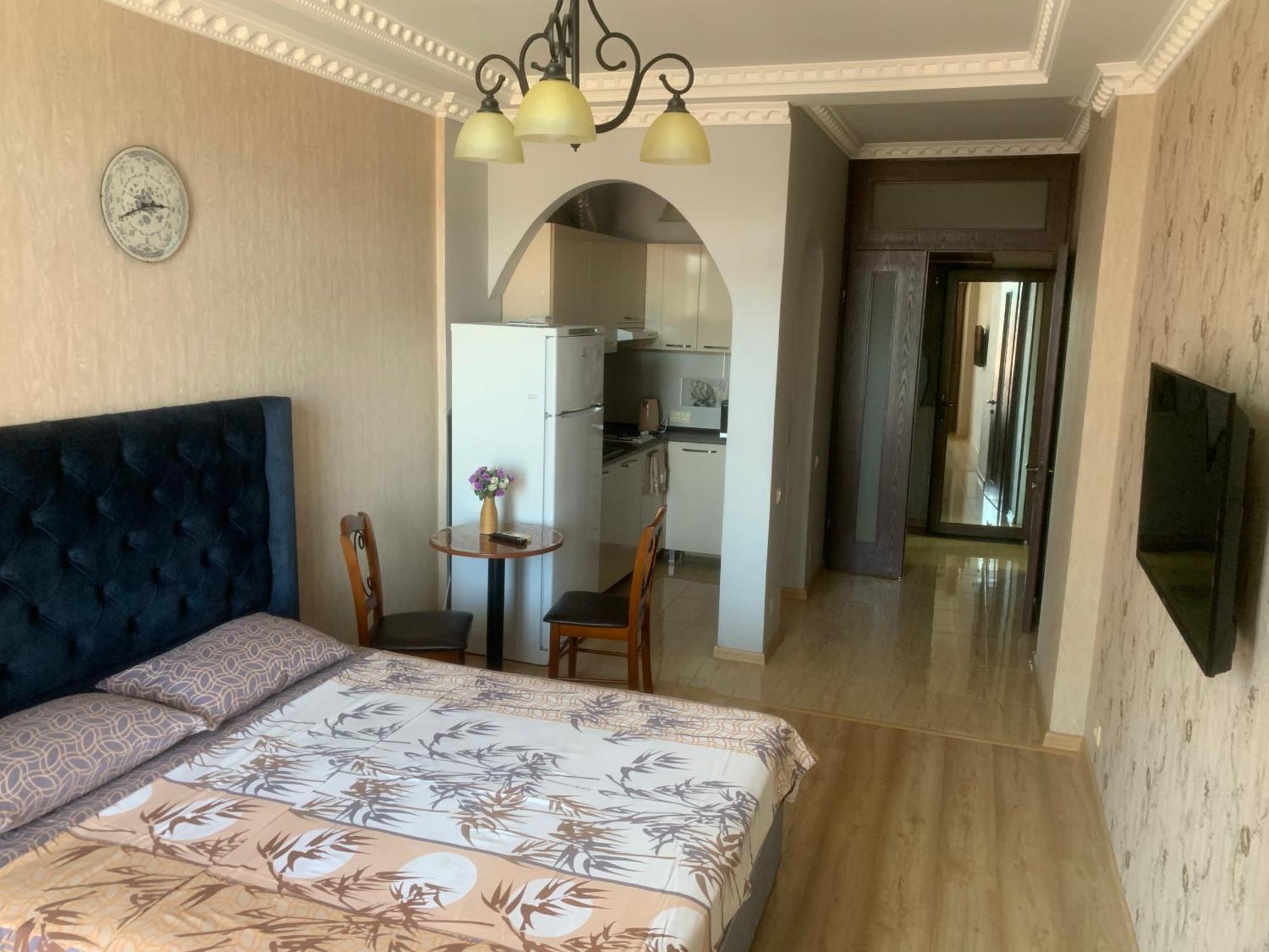 Berapartment With Mountain View Batumi Ngoại thất bức ảnh